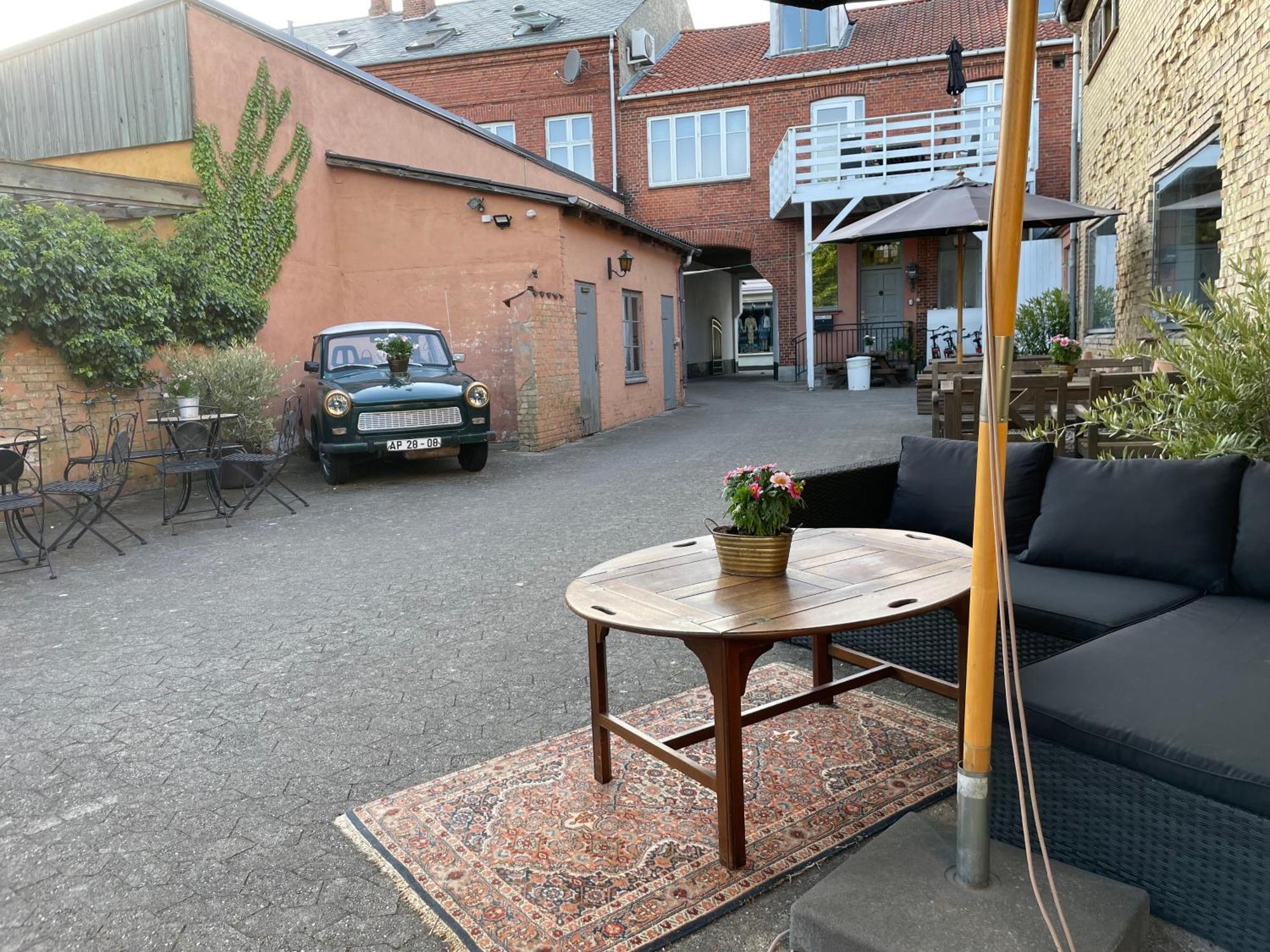 Sleep & Coffee Apartments Praesto Exterior photo